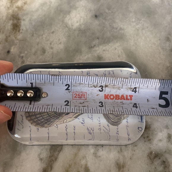 Vintage rectangular coastal ocean seashell paperweight. Beach cottage office - Picture 7 of 8